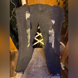 Size 3x/18 women’s black ripped jeans